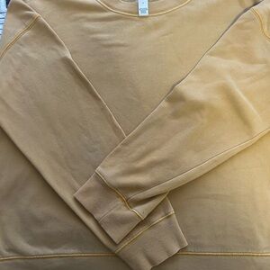 Arizona Jean Company Men's Beige Crewneck Sweater